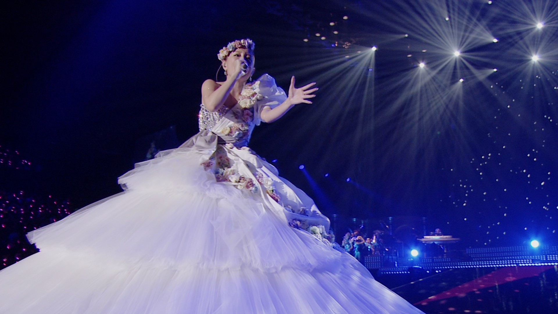 ayumi hamasaki 15th Anniversary TOUR ～A BEST LIVE～(音楽・アイドル / 2013) - 動画配信 |  U-NEXT 31日間無料トライアル