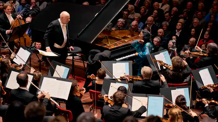 RCO:ハイティンク指揮によるモーツァルトとブルックナー