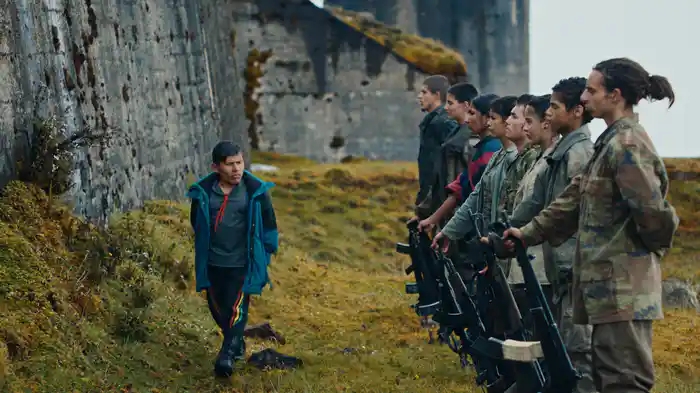 MONOS 猿と呼ばれし者たち