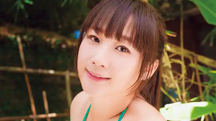 来栖あこ『溢れる果肉』