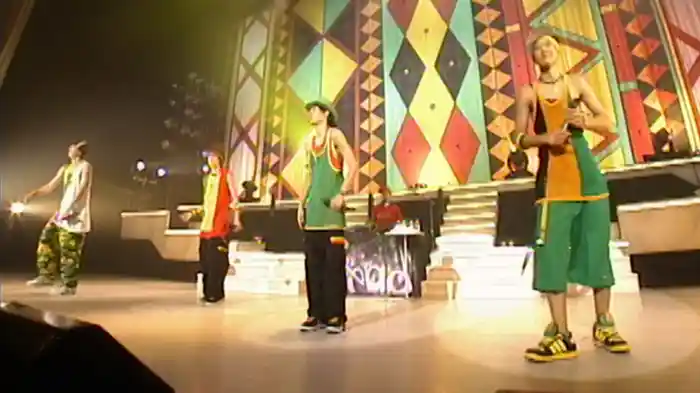 Ｌｅａｄ　１ｓｔ　ｌｉｖｅ　ｔｏｕｒ～ＢＲＡＮＤ　ＮＥＷ　ＥＲＡ～