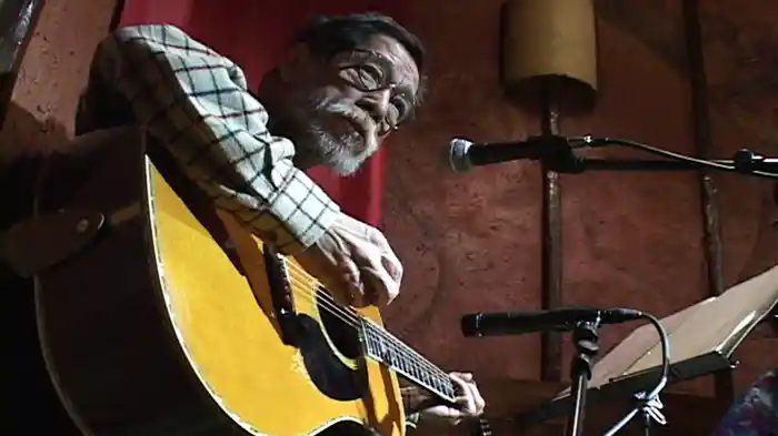 まるでいつもの夜みたいに