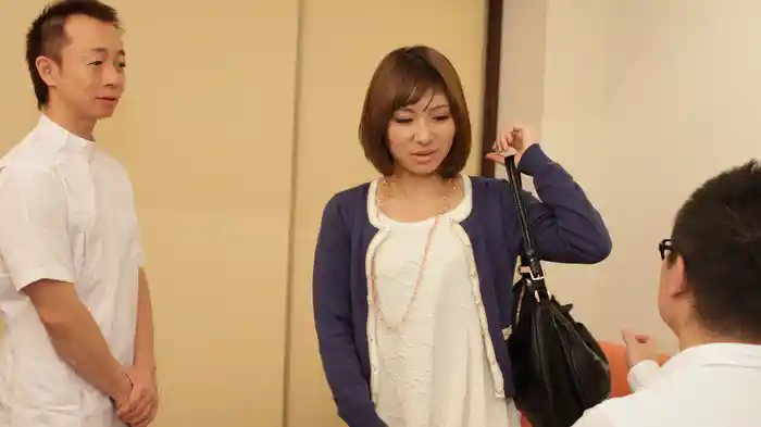 寝取られる人妻