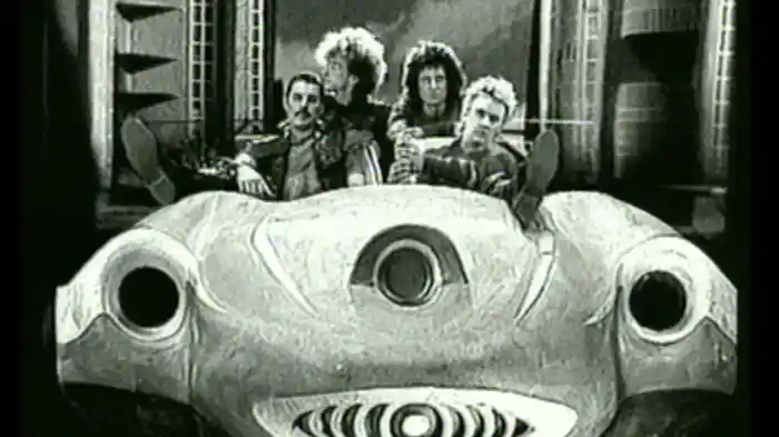 クイーン：ヴィデオ・キルド・ザ・ラジオ・スター