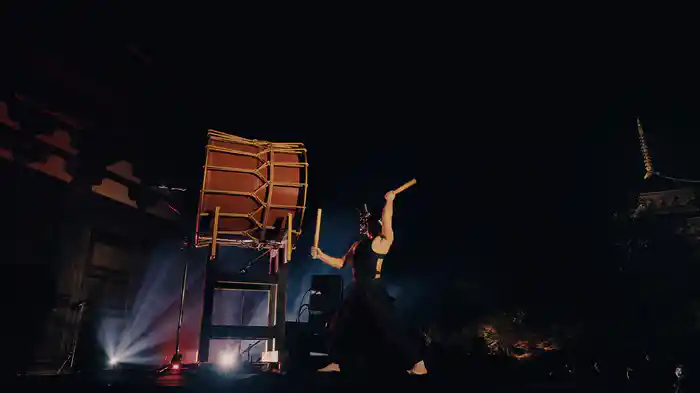 響く都 (LIVE in 東寺 2019/12/14)