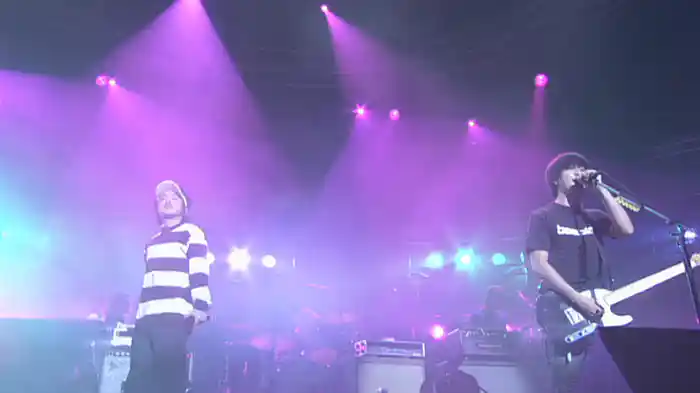 『果てのない道』(Live at 渋谷公会堂,2001.11.21)