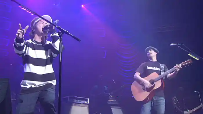 すべてへ（Live at 渋谷公会堂,2001.11.21）