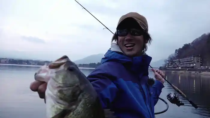 ロコ・ザ・シークレット早春のでかバススキャンダル早春