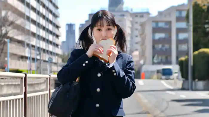 東京のヘソで恋が走る