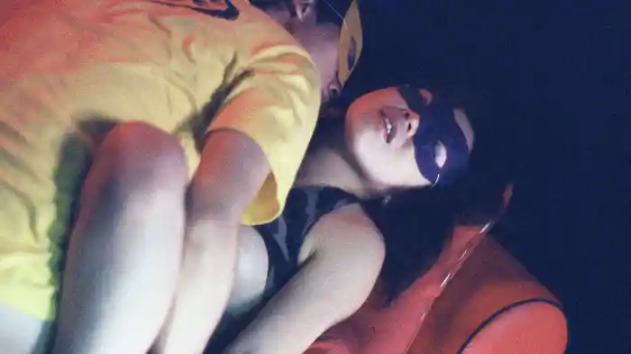 人妻交換　倒錯のカップル喫茶