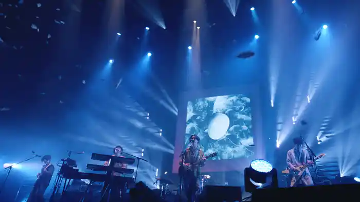 「マカロックツアーvol.11~いま会いに行くをする篇~」横浜アリーナ公演 LIVE映像