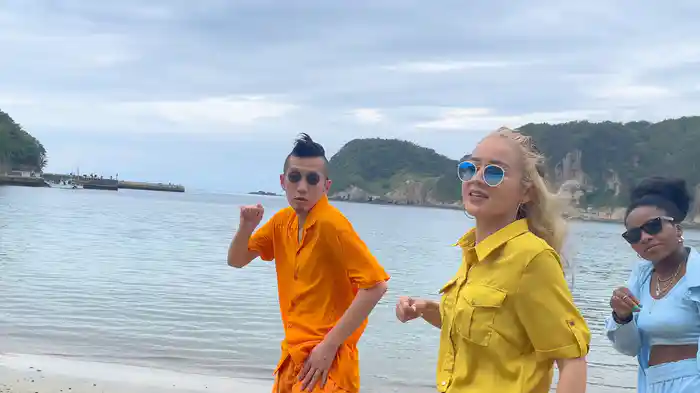 i wanna know feat. 鎮座DOPENESS