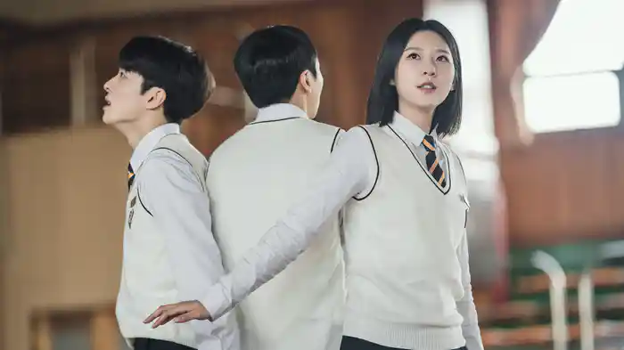 優秀巫女(ムダン)カ・ドゥシム 〜ソンヨン高校ゴーストバスターズ〜