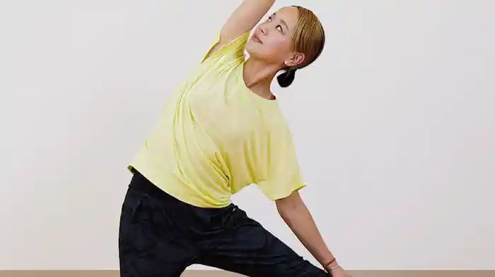 【ルネサンス】肩こりほぐしヨガ30