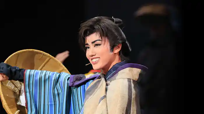 ミュージック・クリップ「千両使って道楽修行」~雪組『夢介千両みやげ』より~