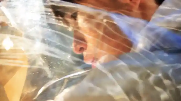 あなたは朝日に照らされて