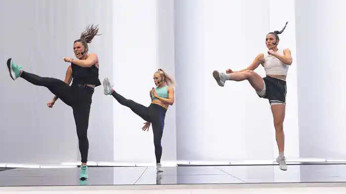 【レズミルズ】BODYCOMBAT 格闘技エクササイズ 45min