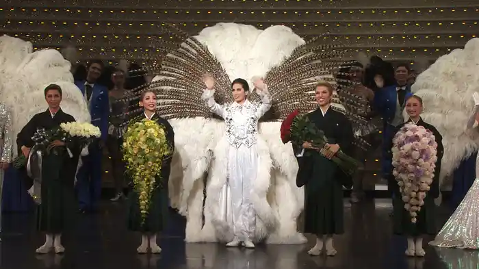 千秋楽舞台挨拶コレクション2022～花組編～