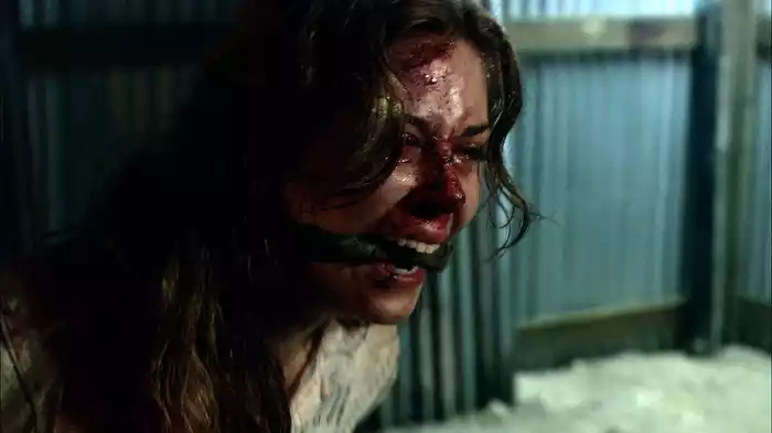 ウルフクリーク 猟奇殺人谷