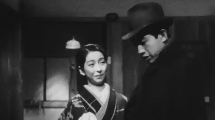 朧夜の女