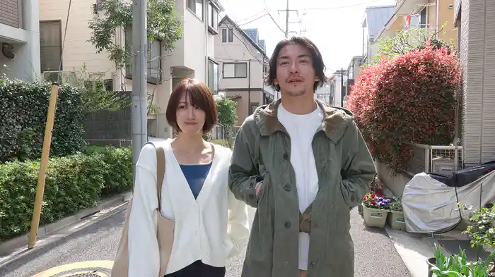 若熟女と家出娘　たっぷりハメて