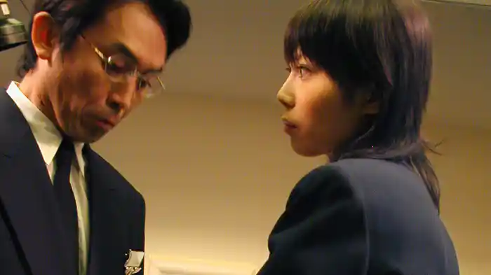 契約スチュワーデス 真夜中の淫飛行