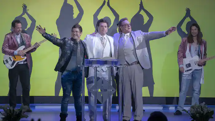 ジェムストーン家の敬虔なる私生活 シーズン１