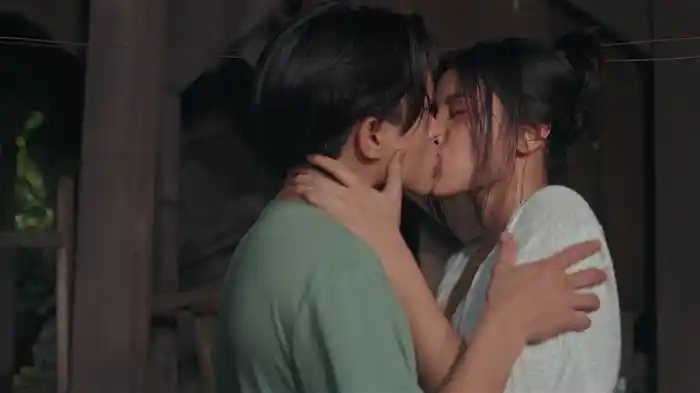 覗かれた人妻　恍惚のエロス