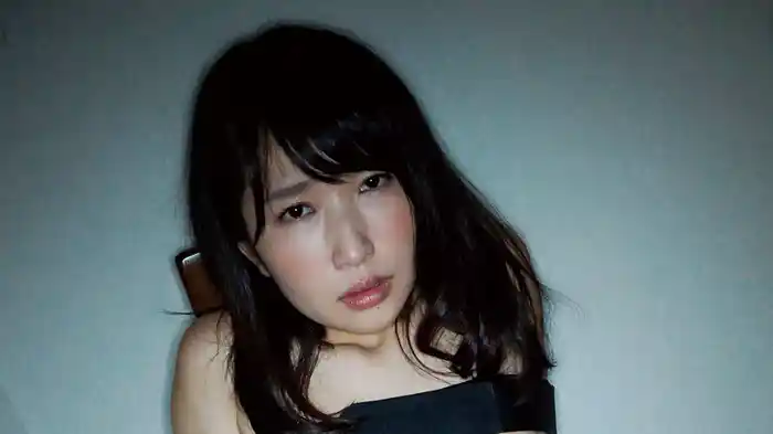 朝倉美智子『性欲を抑えきれない不埒な人妻～乾いた蜜壺を掻き回せば溢れる淫らな喘ぎ声！～』