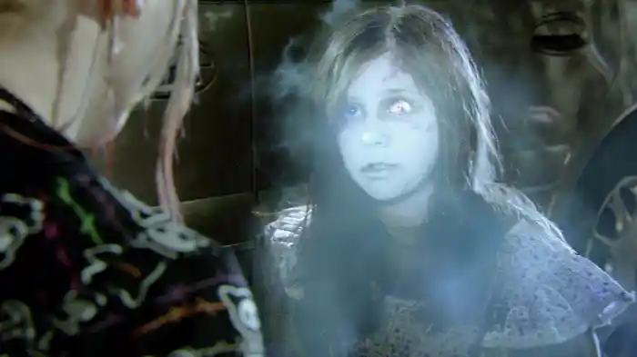 アズ・ナイト・フォールズ　呪いの連鎖