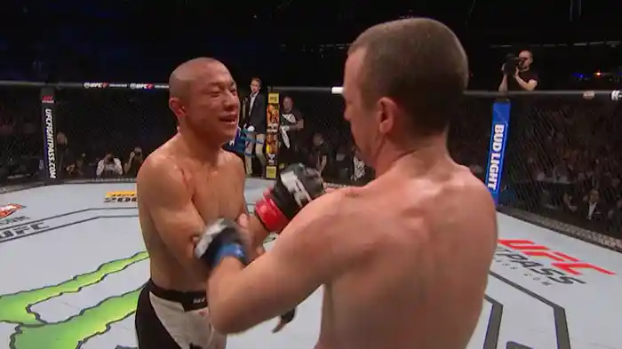 堀口恭司 vs ニール・シーリー