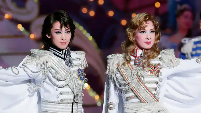 ベルサイユのばら－オスカルとアンドレ編－＜アンドレ役替わり：龍真咲、オスカル役替わり：明日海りお＞（'13年月組・宝塚）