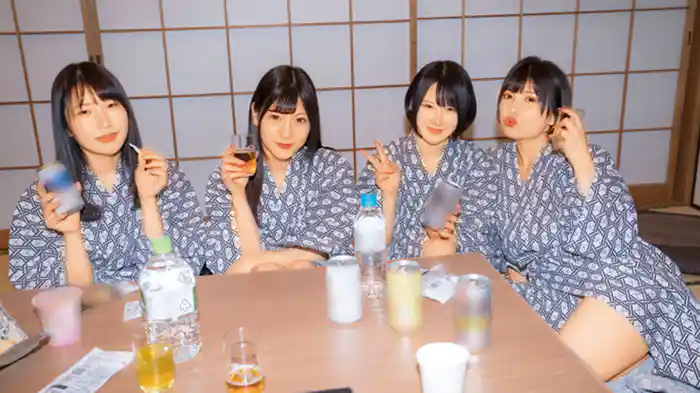 社員旅行 夜に乱れる男と女