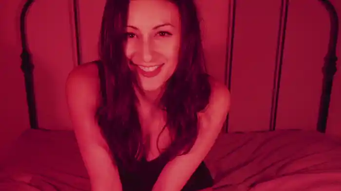 チャットガール　孤独な男がハマった女