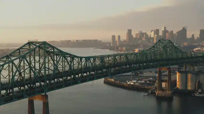 引き裂かれた街 -ボストン保険金殺人事件-