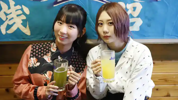 古川未鈴と古畑奈和のいにしえ乙女酒
