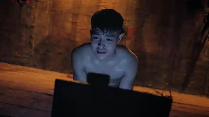 ライブスクリーム 戦慄の脱出ゲーム