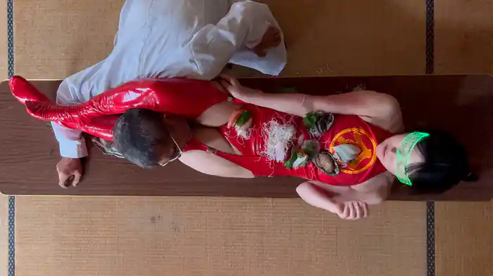 キンタローJK&セクハラシャーク 女体盛黙示録