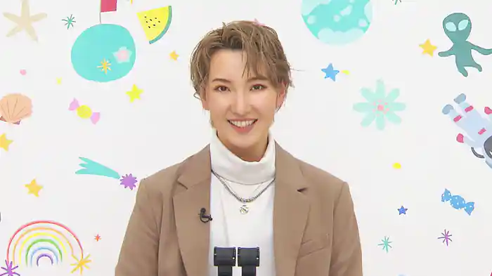 TAKARAZUKA NEWS Pick Up「タイムマシンにのって!? 帆純まひろ」