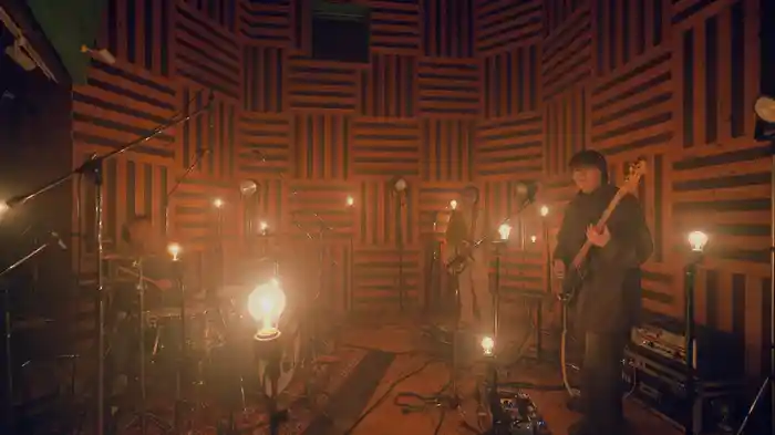 年上の、お前 (FRIDAY NIGHT STUDIO LIVE at TUPPENCE STUDIO, 2024)