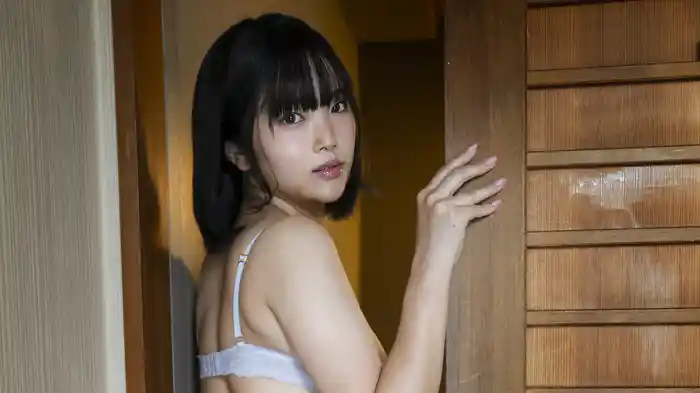 京極なな『悩ましい密着ヒップ』