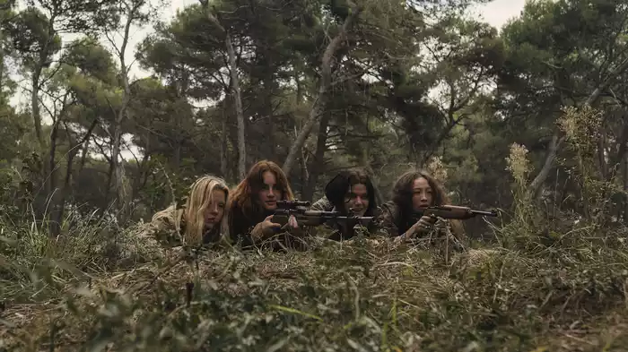 メーデー　彼女たちの戦争