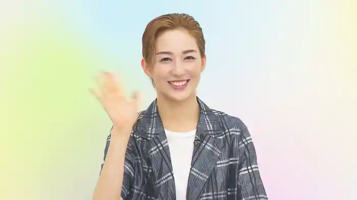 TAKARAZUKA NEWS Pick Up「スタープロフィール帳 聖乃あすか」