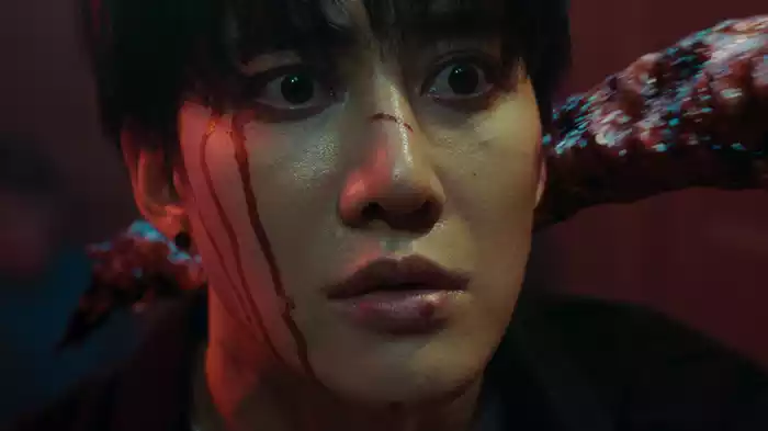 ムカデ男