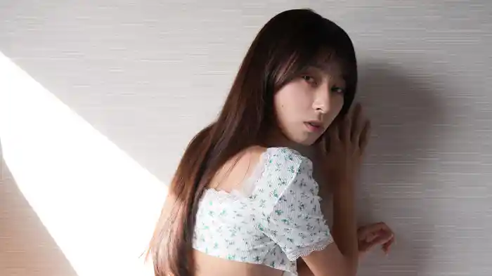 桑田彩『からみついて』