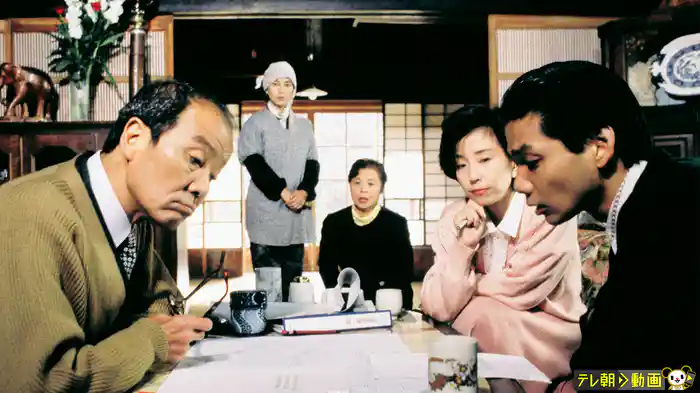 家政婦は見た! ふるさと創生資金1億円で色と欲の温泉ブーム 町長一族の乱れた秘密