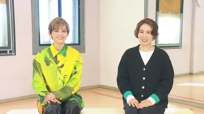 TAKARAZUKA NEWS Pick Up #784「雪組宝塚大劇場公演『ROBIN THE HERO』『オーヴァチュア!』稽古場トーク」~2025年2月より~