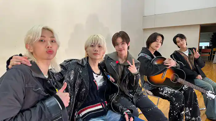 Hi-Fi Un!corn 　世界を目指す5人の素顔