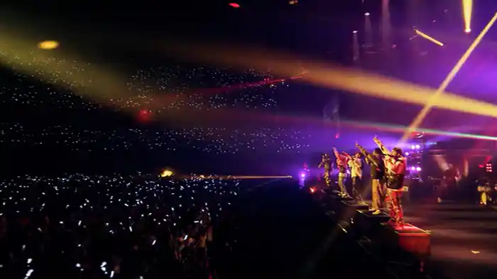 DOBERMAN INFINITY 2018 DOGG YEAR ~FULL THROTTLE~ in 日本武道館