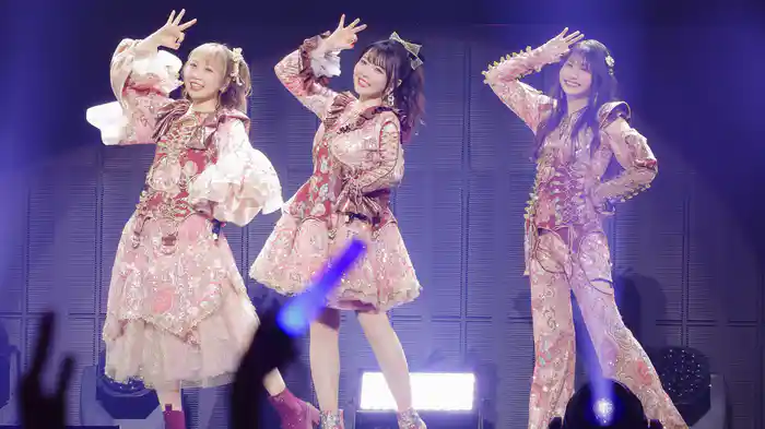 TrySail 10周年出航ライブ “FlagShip” in 日本武道館